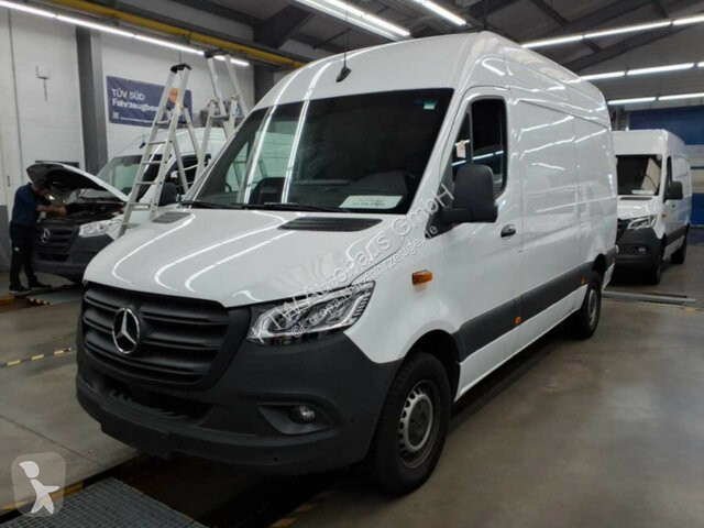 Veículo utilitário Mercedes Sprinter 317...