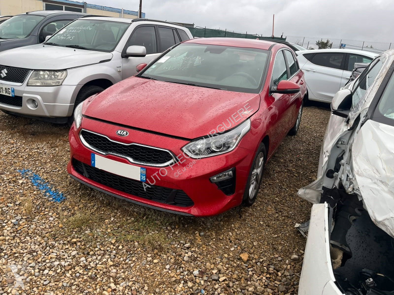 Veículo utilitário KIA Ceed 1.0 t-GDi 120...