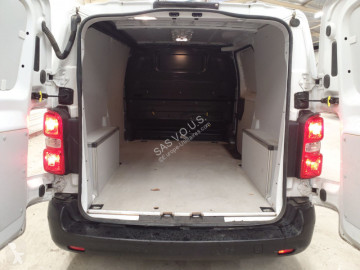 Caja cerrada Opel