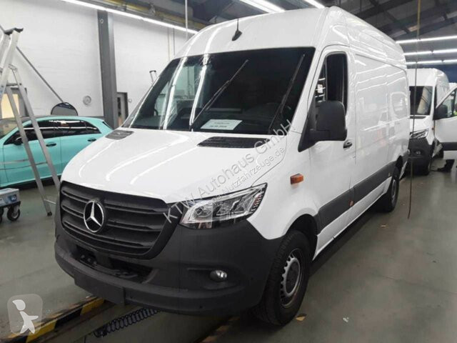 Autoutilitară Mercedes Sprinter 317...