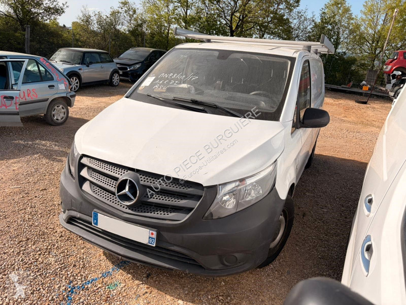 Užitkové vozidlo Mercedes 111 1.6 CDi 114...