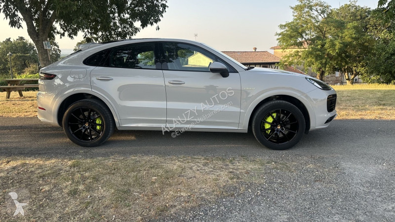 Veículo utilitário Porsche COUPE (9YB) 3.0 V6...