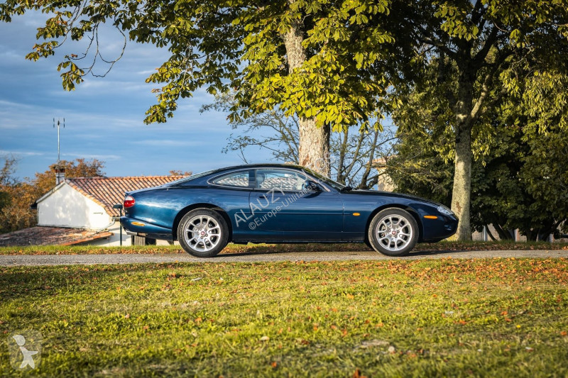 Véhicule utilitaire Jaguar R 4.0 SURALIMENTE...