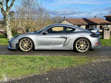 Voiture coupé Porsche