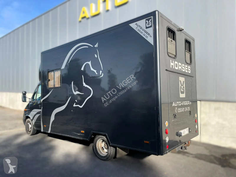 Veículo utilitário Mercedes 416