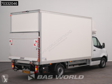 Fourgon utilitaire Mercedes neuf