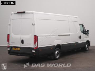 Fourgon utilitaire Iveco