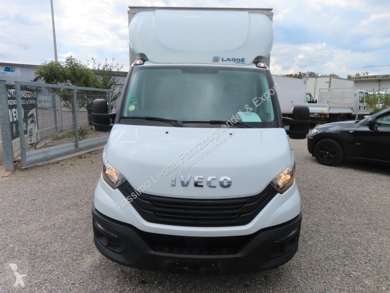 Užitkové vozidlo Iveco 35C16  3,0  Möbelkoffer...