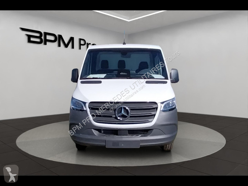 Véhicule utilitaire Mercedes CCb 519 Pro 37...