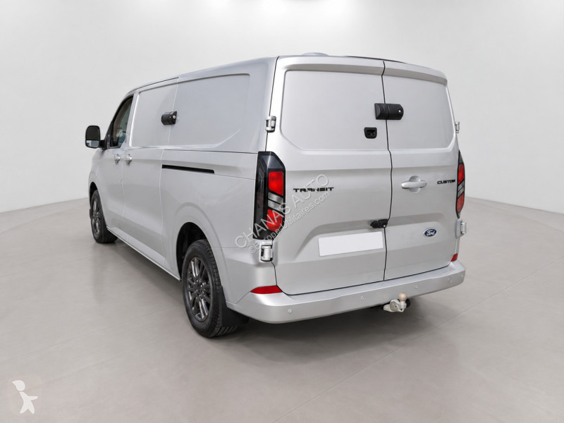 Véhicule utilitaire Ford 320 L2H1 2.0 ECOBLUE...