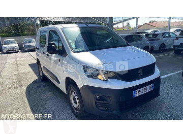 Lehké dodávkové auto Peugeot