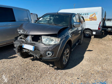 Voiture 4X4 / SUV Mitsubishi
