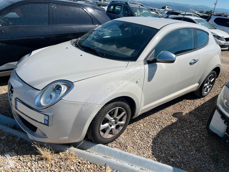 Véhicule utilitaire Alfa-Roméo 1.3 JTDm 95...
