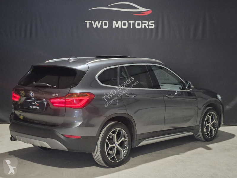 Véhicule utilitaire BMW