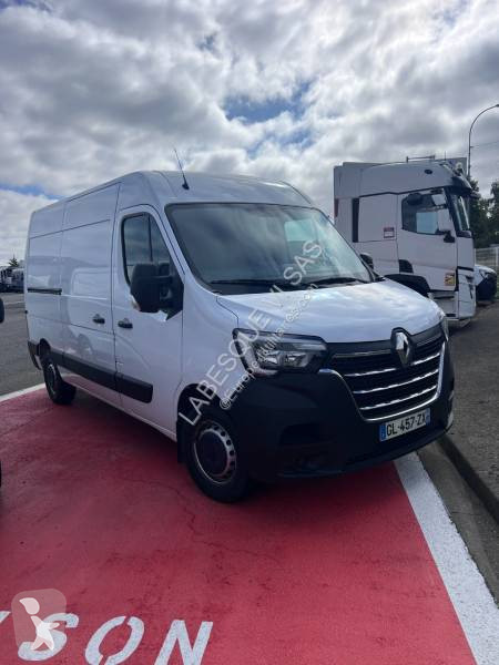 Véhicule utilitaire Renault 145 DCI