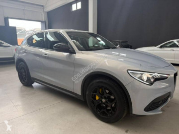 Voiture 4X4 / SUV Alfa-Roméo