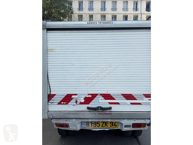 Véhicule utilitaire Piaggio PORTER