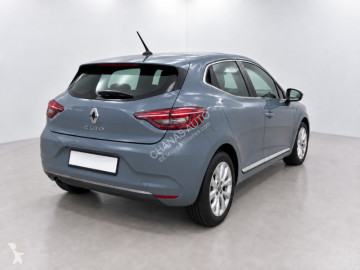 Автомобиль с кузовом «седан» Renault