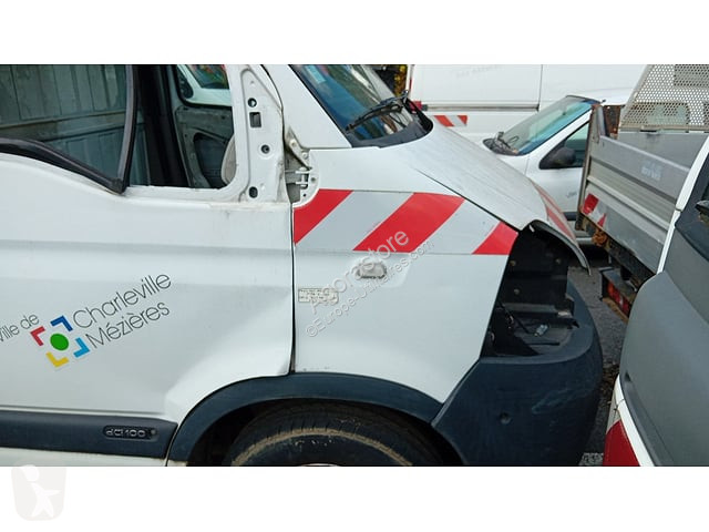 Коммерческий автомобиль Renault MASTER