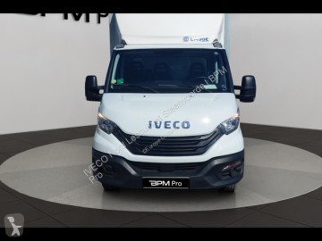 Utilitaire benne Iveco
