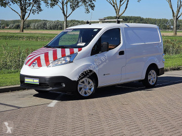 Furgon dostawczy Nissan