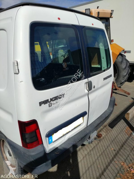 Samochód dostawczy Peugeot