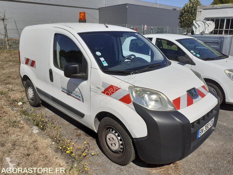 Samochód dostawczy Peugeot BIPPER