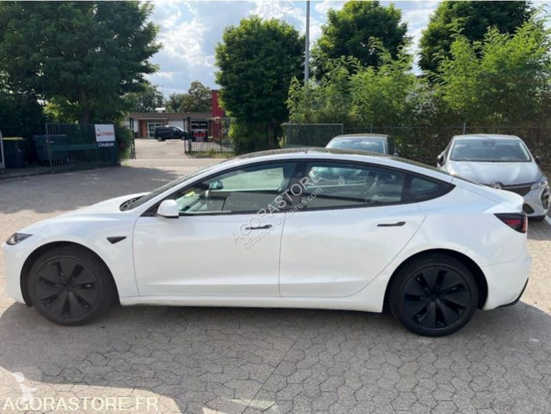 Nyttofordon Tesla MODEL 3