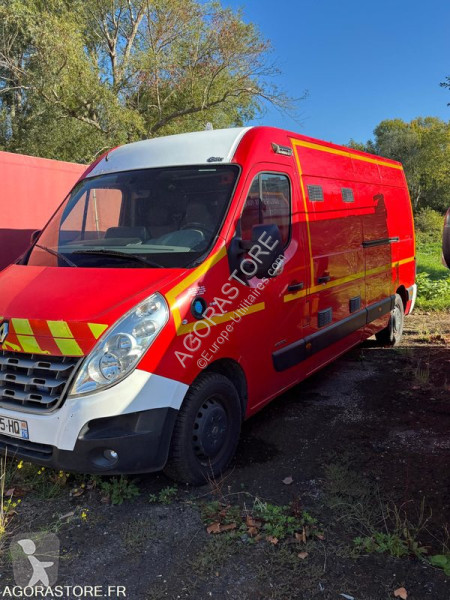 Renault MASTER van