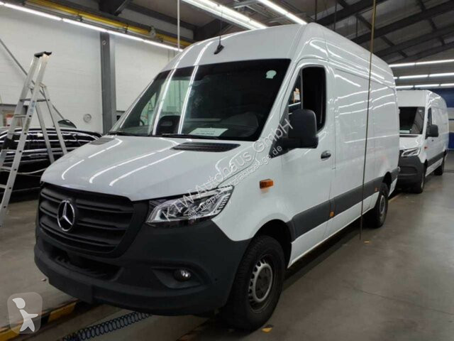Samochód dostawczy Mercedes Sprinter 317...