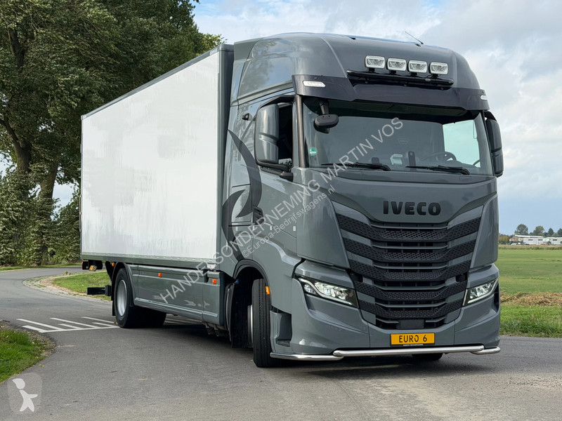 Nyttofordon Iveco  S-WAY