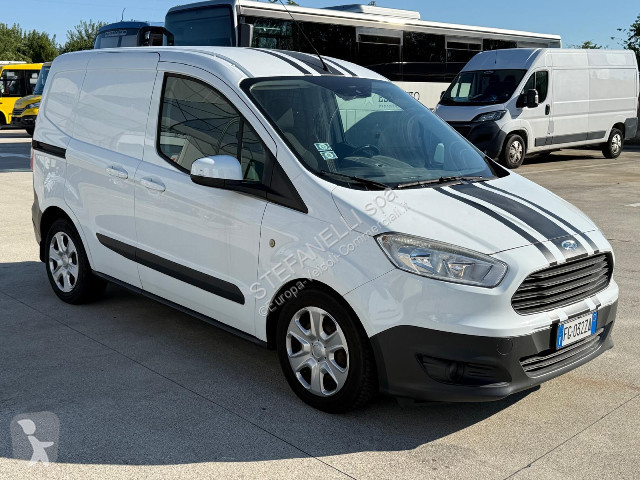 Nyttofordon Ford TRANSIT COURIER