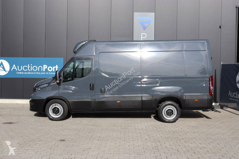 Nyttofordon Iveco 35S18