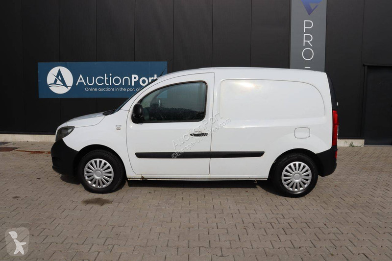 Nyttofordon Mercedes 109 CDI