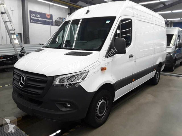 Samochód dostawczy Mercedes Sprinter 317...