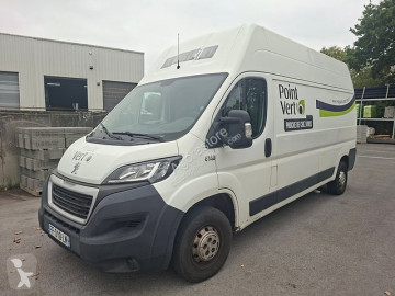 Pojazd dostawczy Peugeot