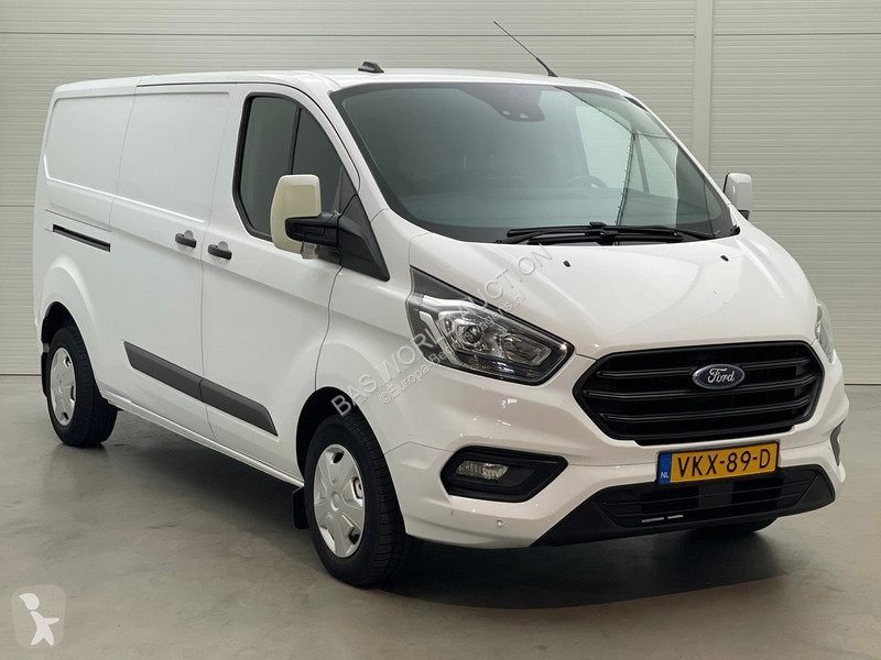 Лекотоварен автомобил Ford 300 2.0 TDCI L2H1 Trend