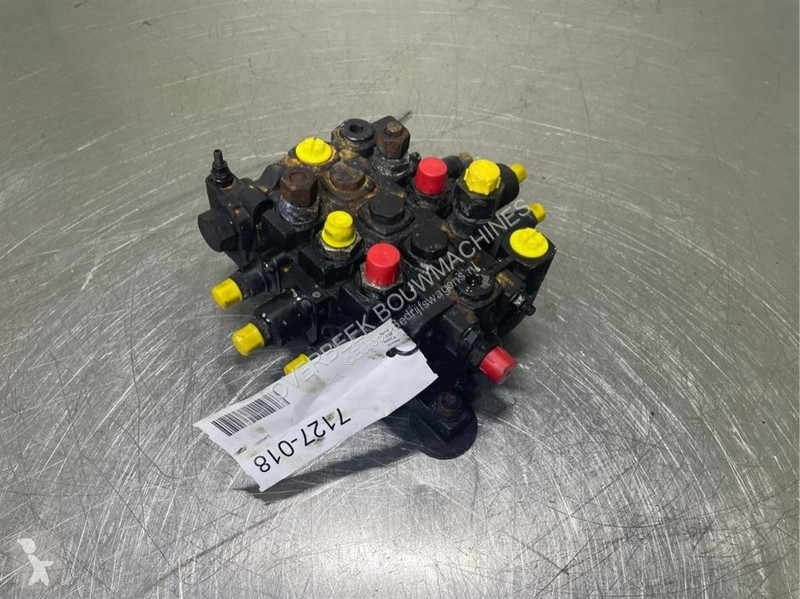 Véhicule utilitaire  SKL834-5520661872-Parker...