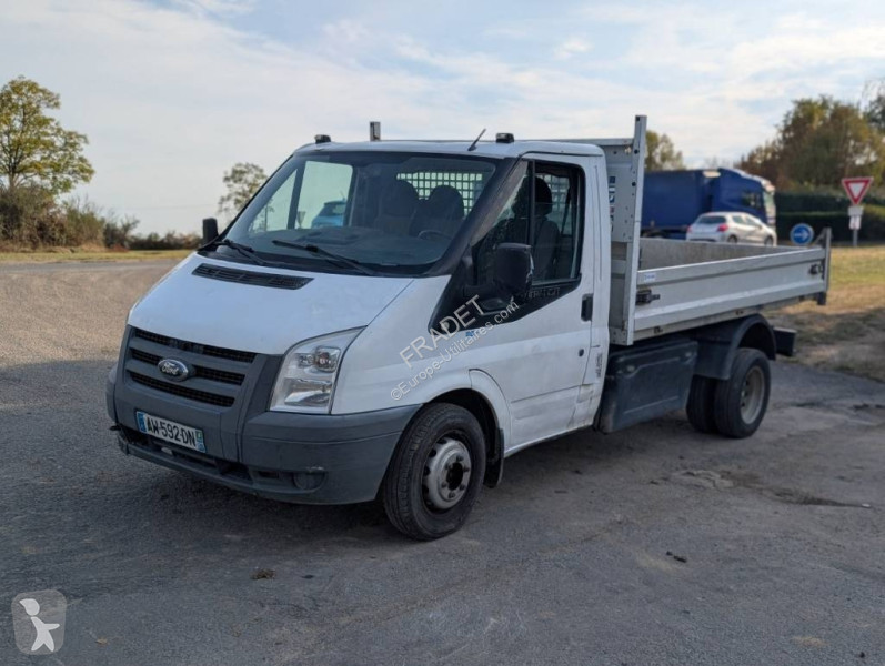 Véhicule utilitaire Ford 110 T300