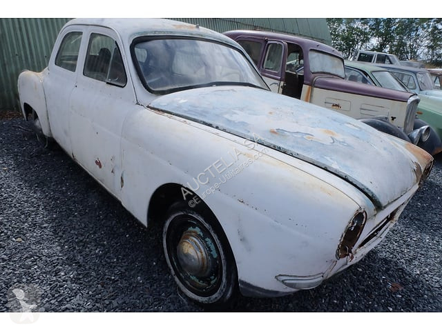 Furgoneta Renault R1104