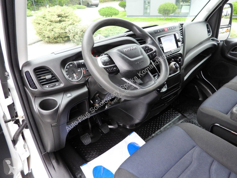 عربة نفعية Iveco 35C16 DAILY