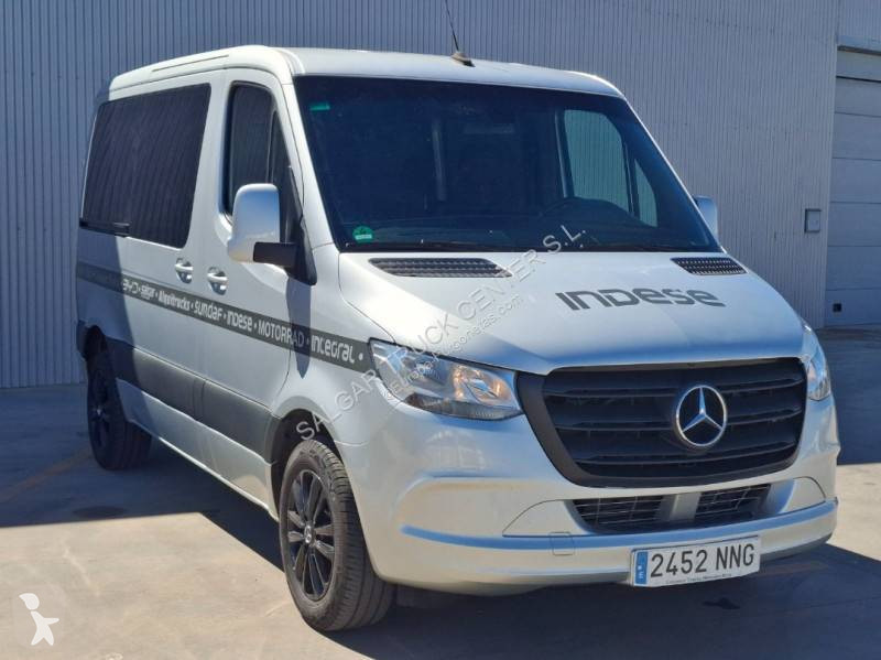 Veículo utilitário Mercedes 214 CDI
