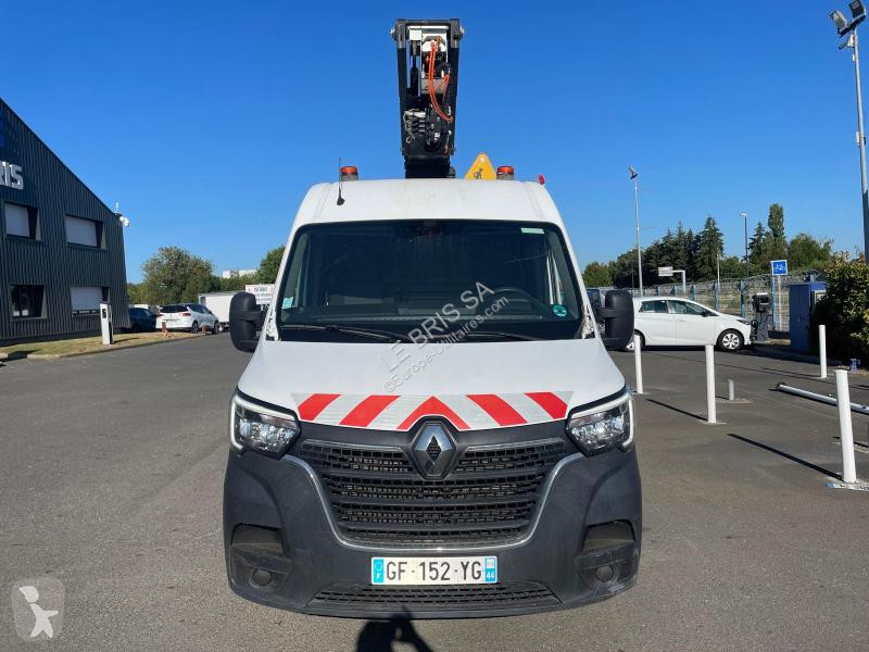عربة نفعية Renault