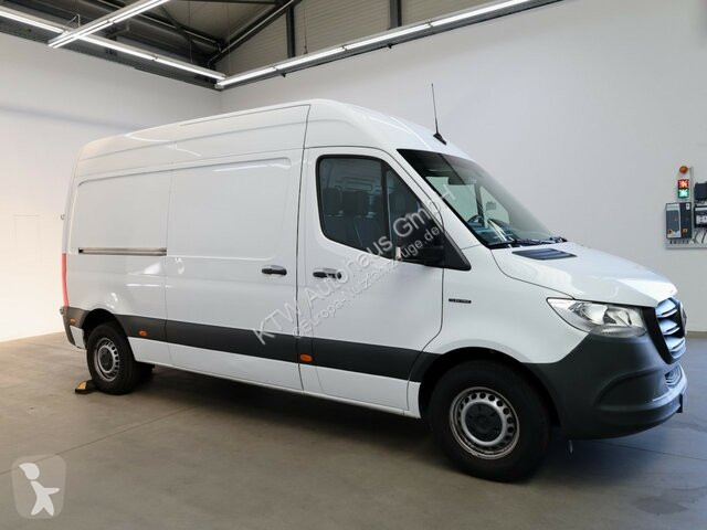 Коммерческий автомобиль Mercedes eSprinter 312...