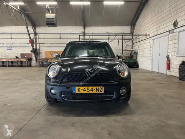 Coche berlina Mini