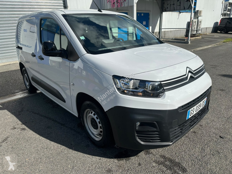 Varevogn Citroën BERLINGO 3 PLACES 10500HT M...