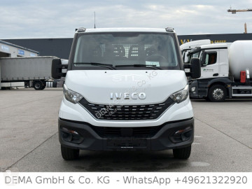 Autoutilitara platforma si obloane Iveco