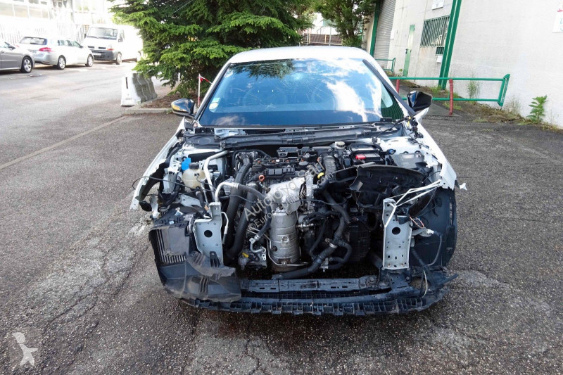 Veicolo commerciale Peugeot 1,5 HDI 130 BVA