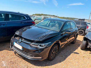Лек автомобил седан Volkswagen