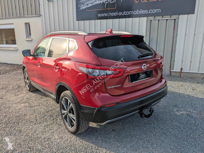 Лекотоварен автомобил Nissan